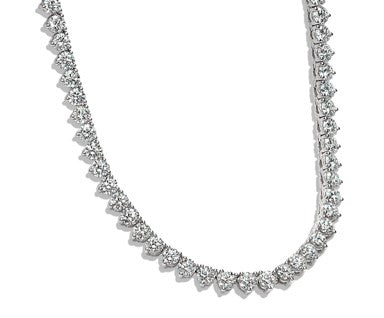 A Link 18 kt White Gold Three Prong Set Necklace 18" long and 4.2 mm with a t.w. 31.20 cts - Image 1 of 3